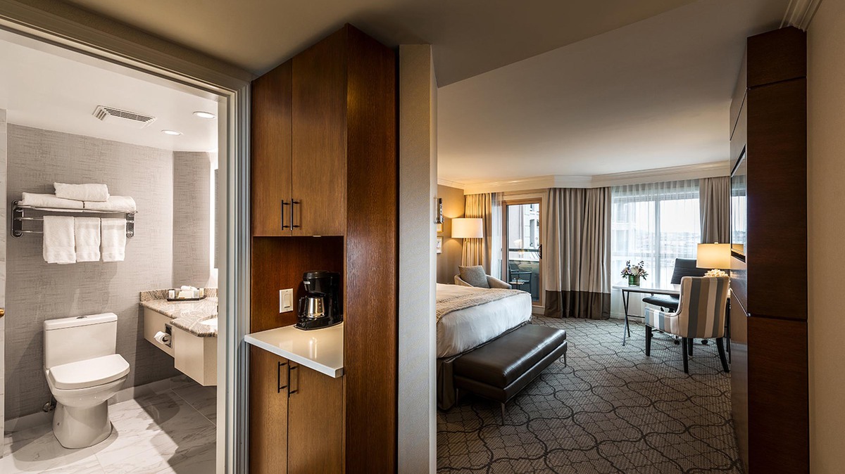 Signature Victoria Room